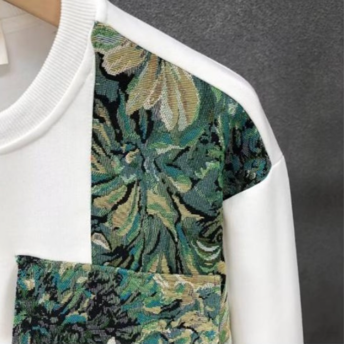 Side Botanical Loose Pullover